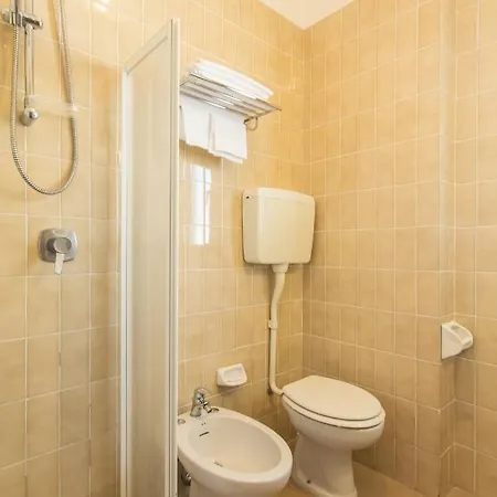 Hotel Genzianella 3*